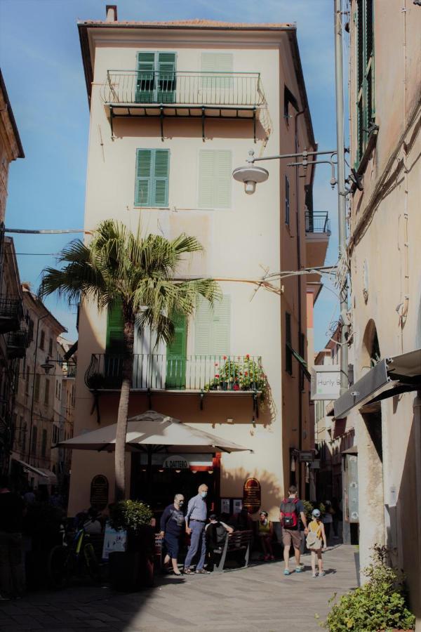 Il Geranio Apartment Finale Ligure Exterior foto